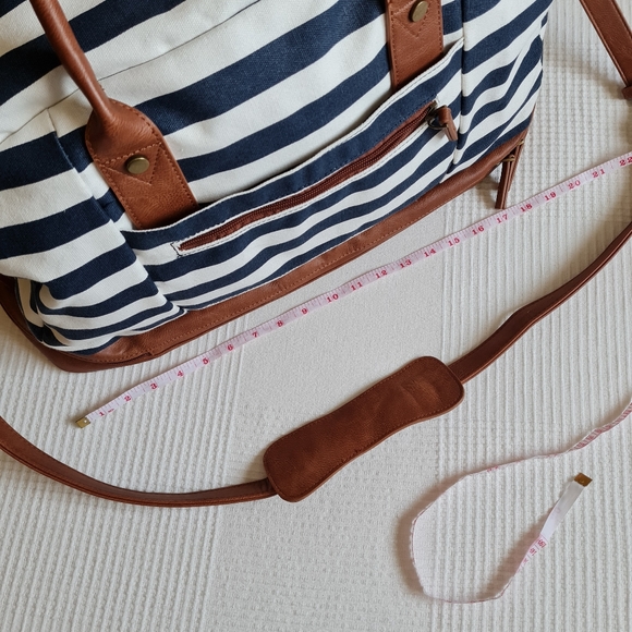 Canvas Weekender Travel Duffel Bag Shoe Compartment Navy Beige Boho Striped - Picture 4 of 16